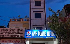 ANH QUANG HOTEl ĐỒNG VĂN